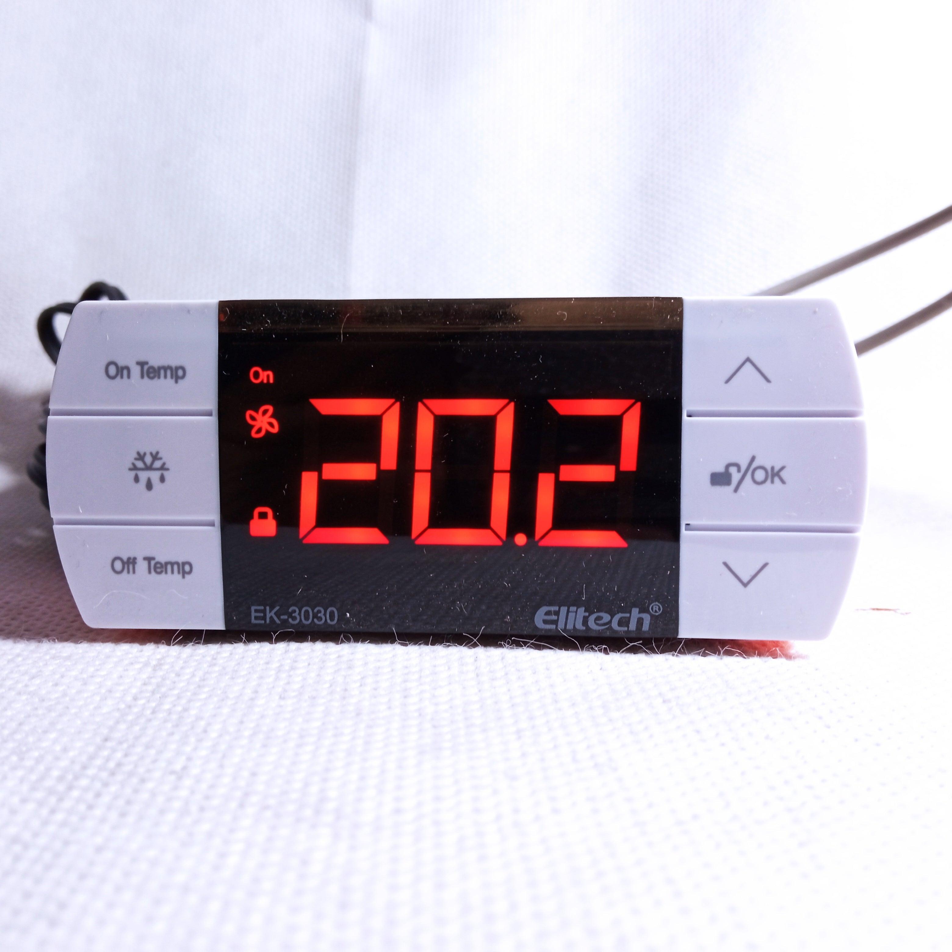BR4374_2 Elitech EK-3030 Digital Temperature Controller Heating or Cooling System Multi-Use in Pakistan - industryparts.pk